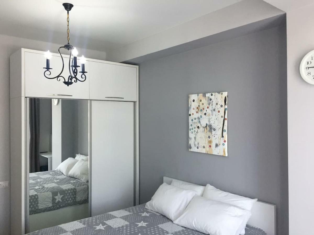 Sunny Apartment Ortachala Tbilisi Exteriér fotografie