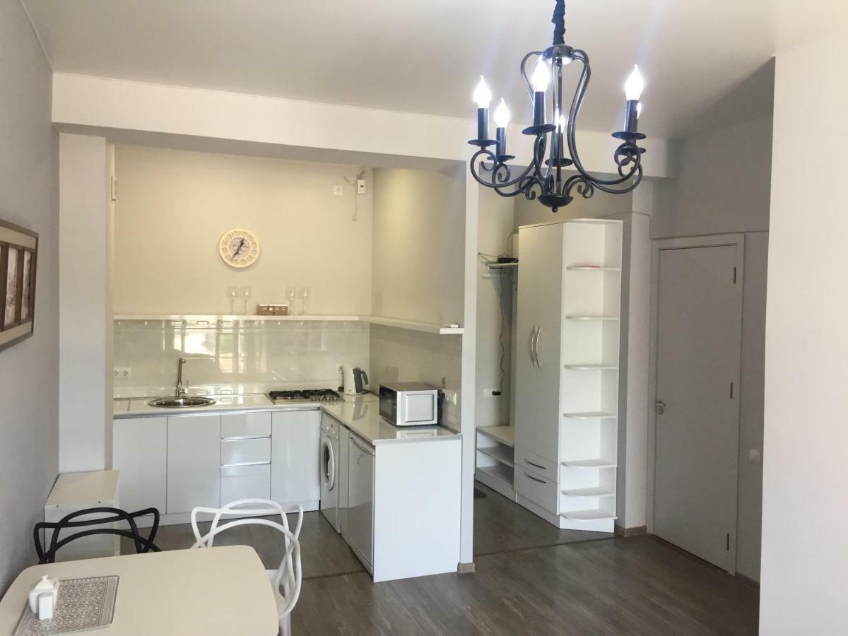 Sunny Apartment Ortachala Tbilisi Exteriér fotografie
