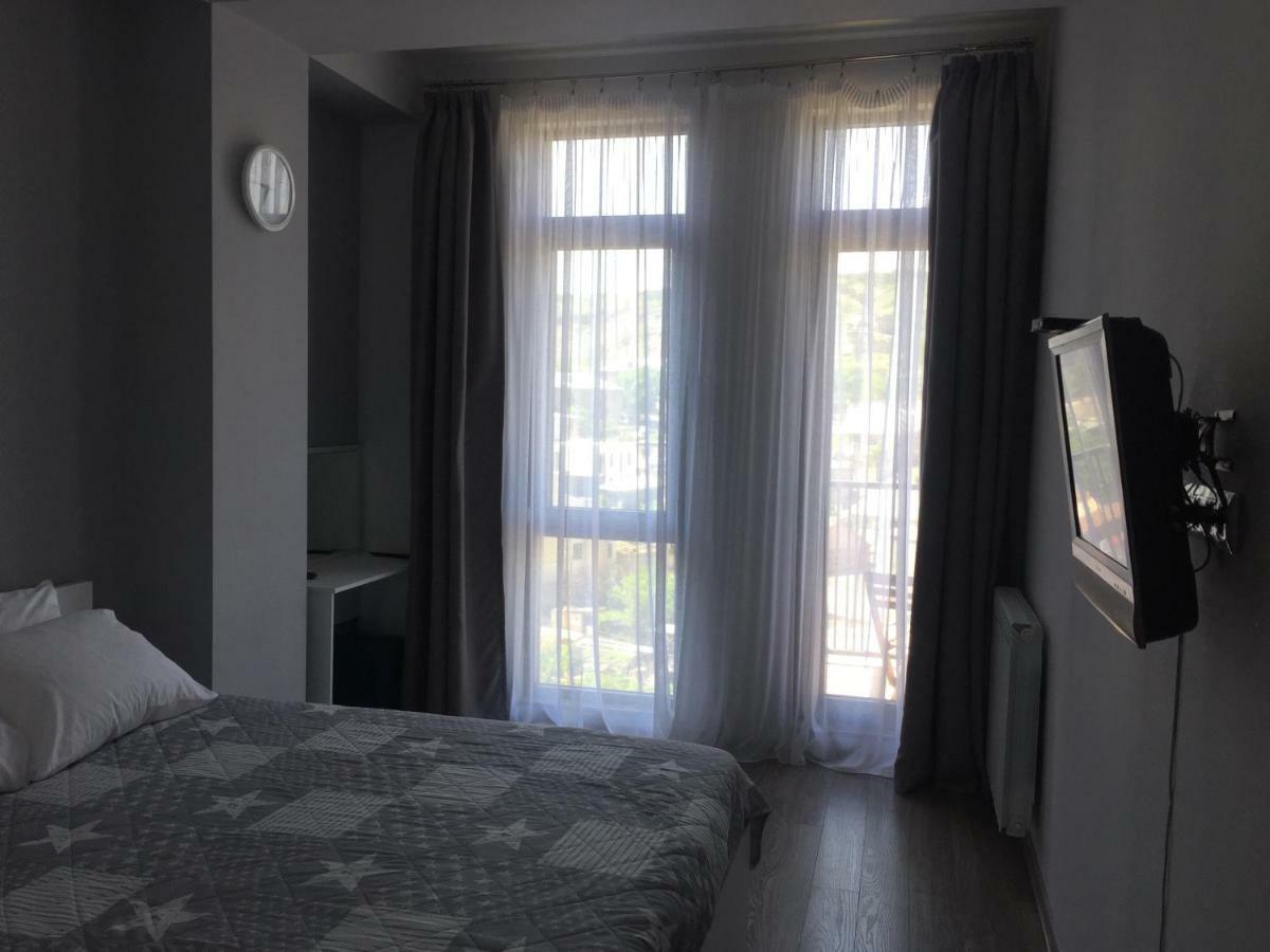 Sunny Apartment Ortachala Tbilisi Exteriér fotografie